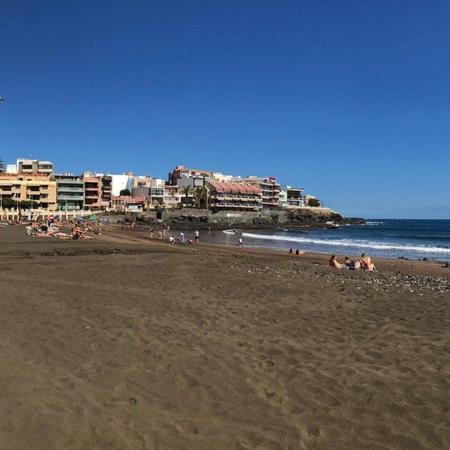 Front Line Beach With Fantastic Terrace. Telde Exterior photo